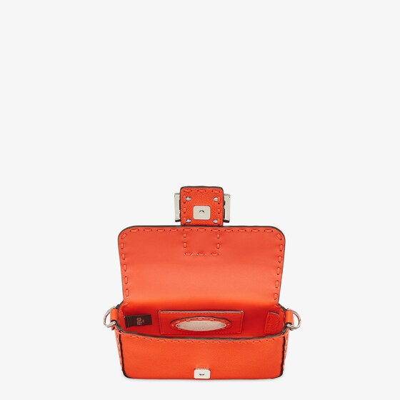 Baguette Mini With 309 Hand-Sewn Topstitches - Image 4